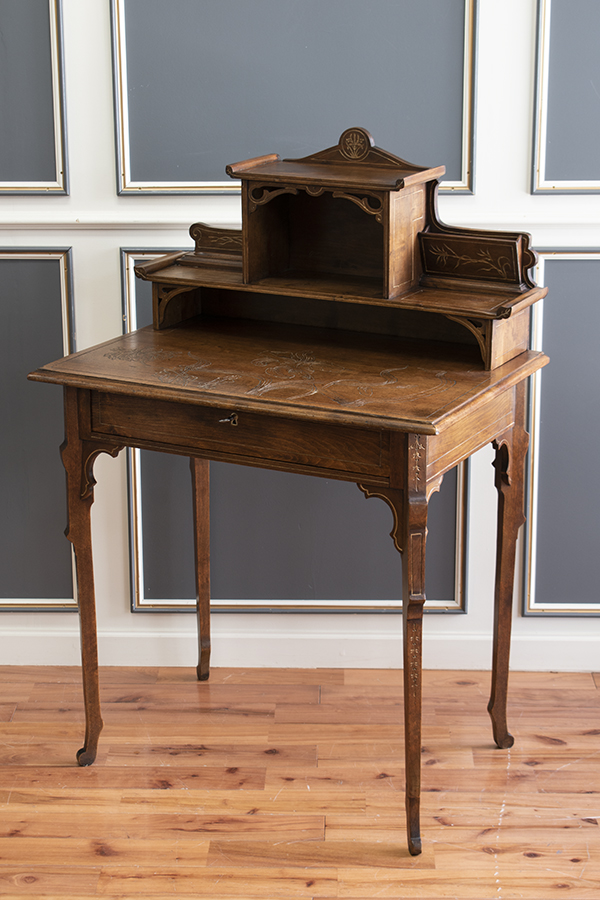 フランスアンティーク家具.jpg フランスアンティーク家具.jpg