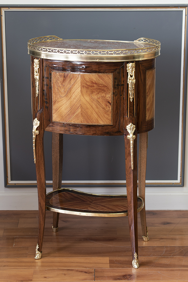 フランスアンティークテーブルのトップ.jpg フランスアンティークテーブルのトップ.jpg