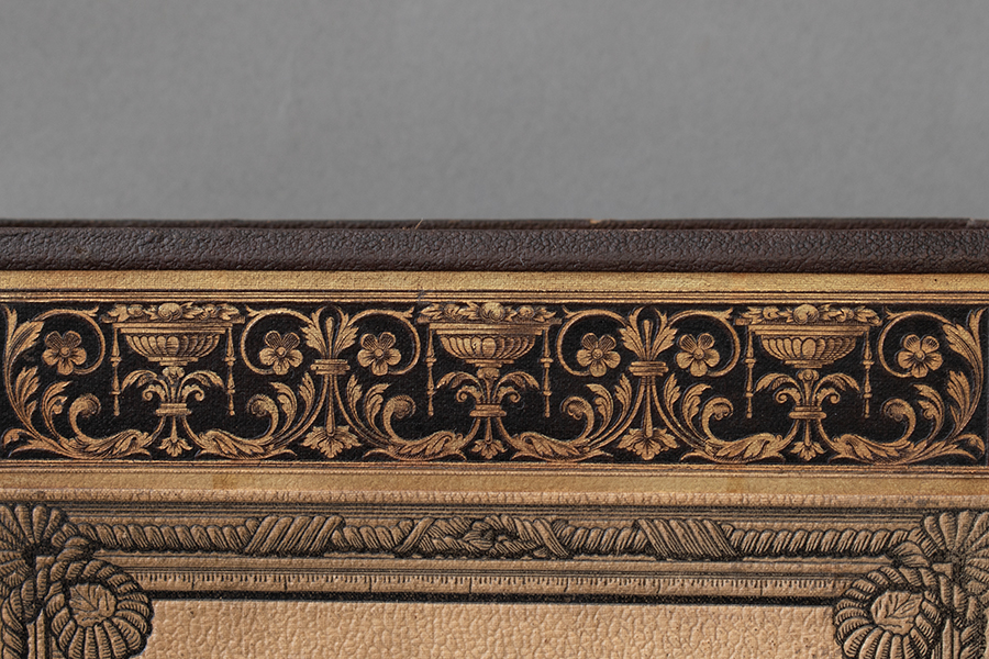 アンティークブックのカバー.jpg アンティークブックのカバー.jpg